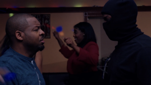 Anthony Anderson's Sean confronts a masked man on ANACOSTIA S5